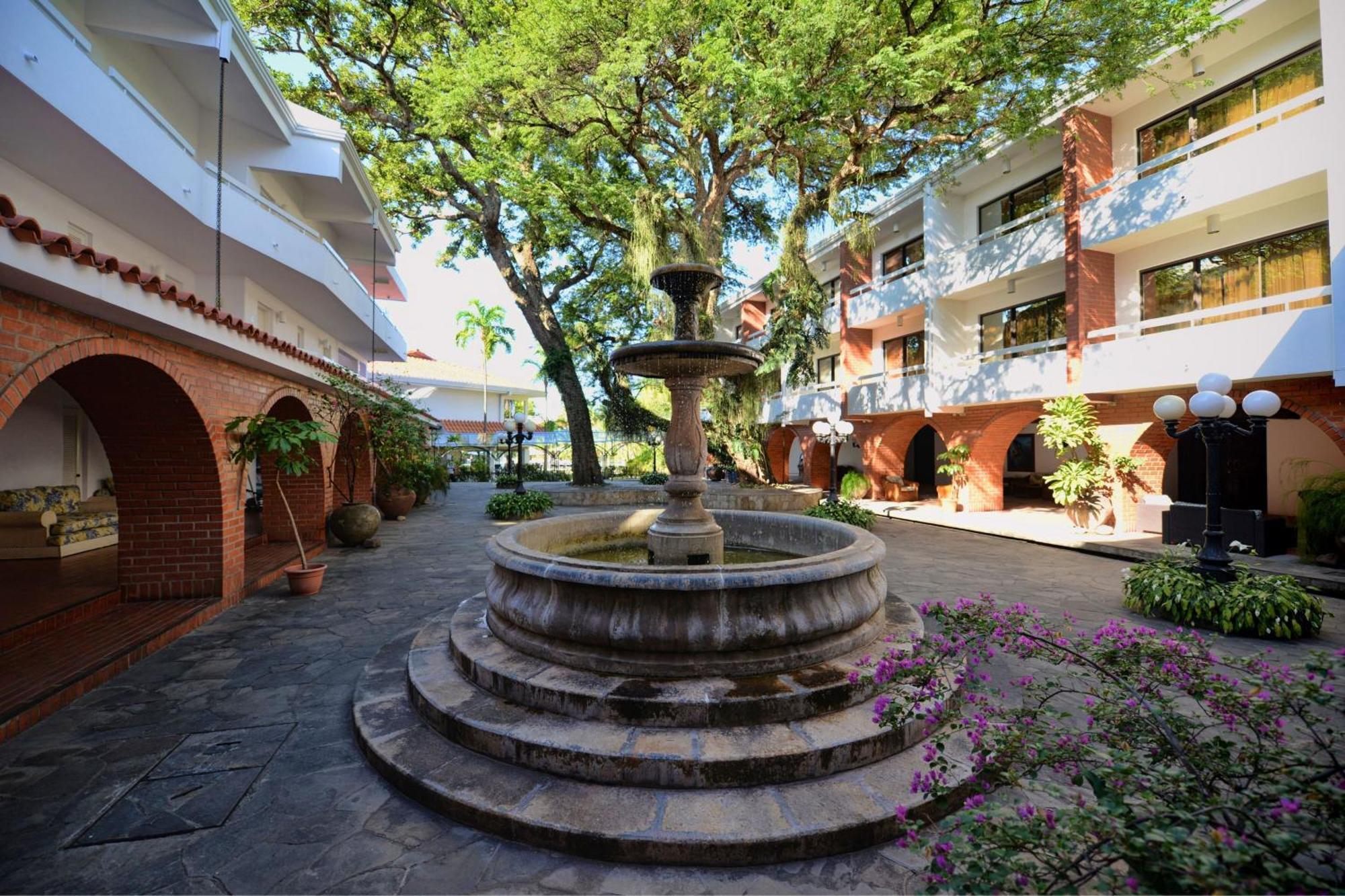 Los Tajibos, Santa Cruz De La Sierra, A Tribute Portfolio Hotel Exterior foto